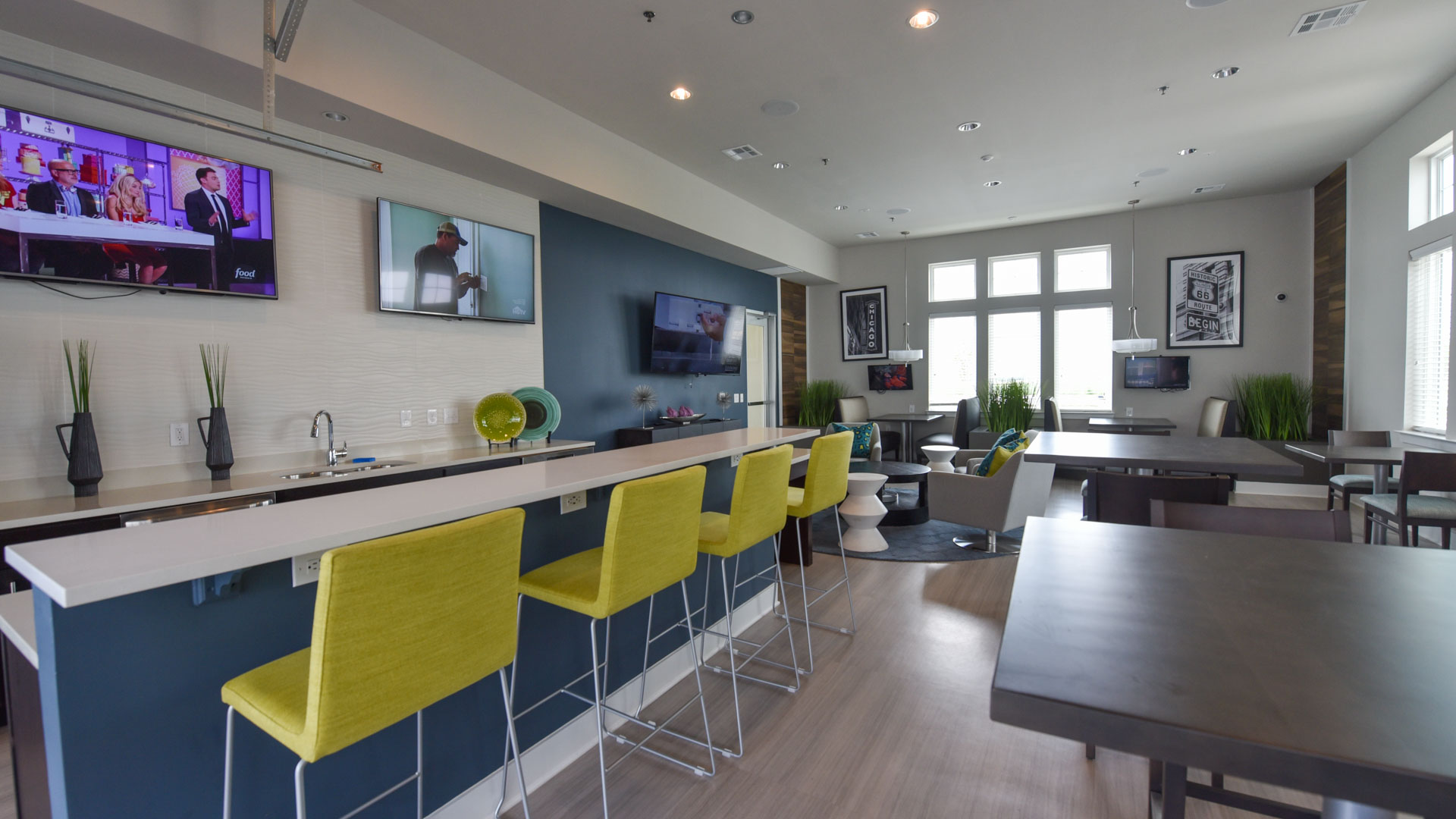 Photos of Springs at Orchard Road in North Aurora, IL